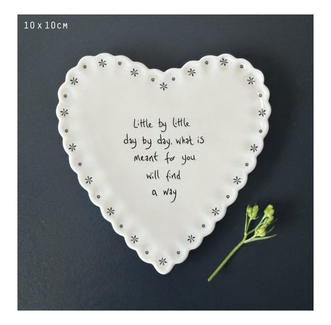 East of India Scallop heart coaster - Little by little