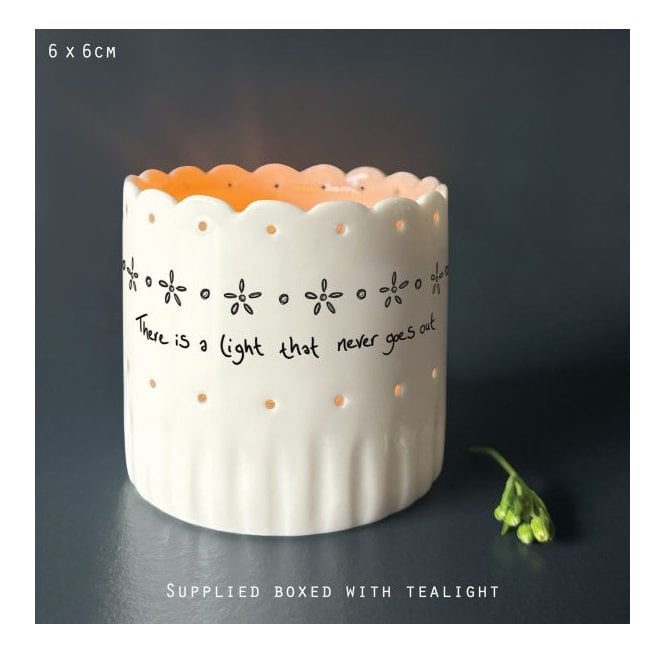 East of India Scallop T-lite holder - Light that never goes out